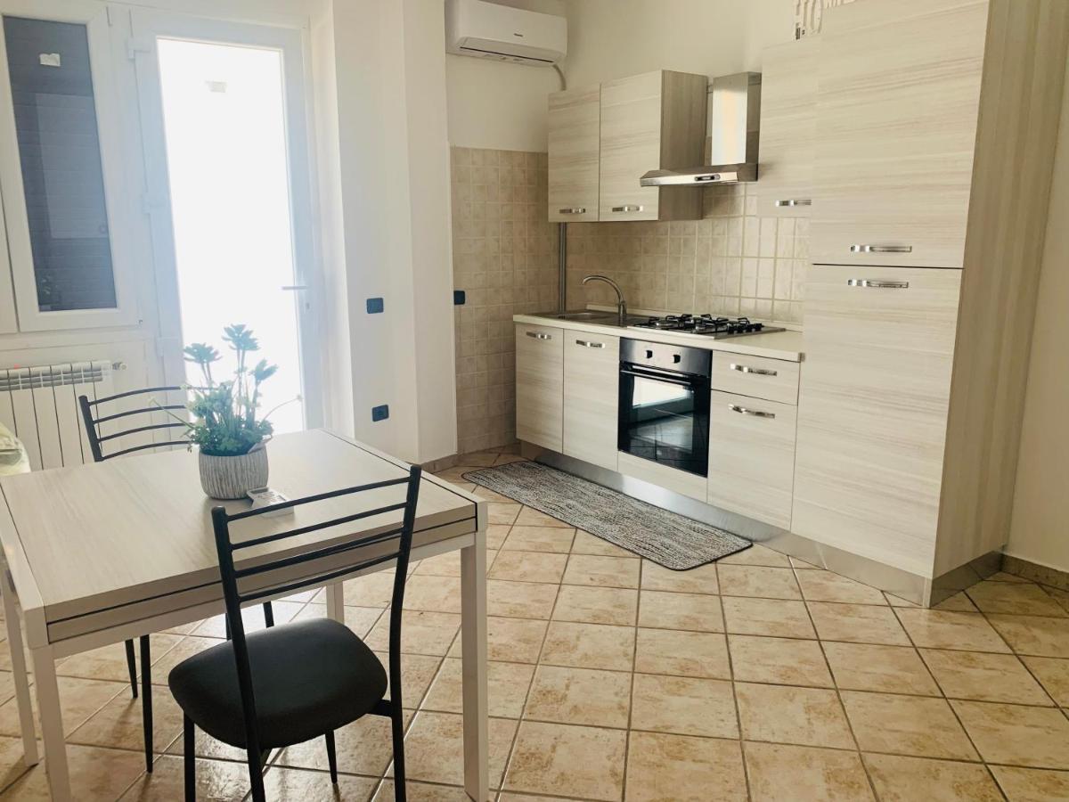 Apartamento Il Cortiletto Somma Lombardo Exterior foto