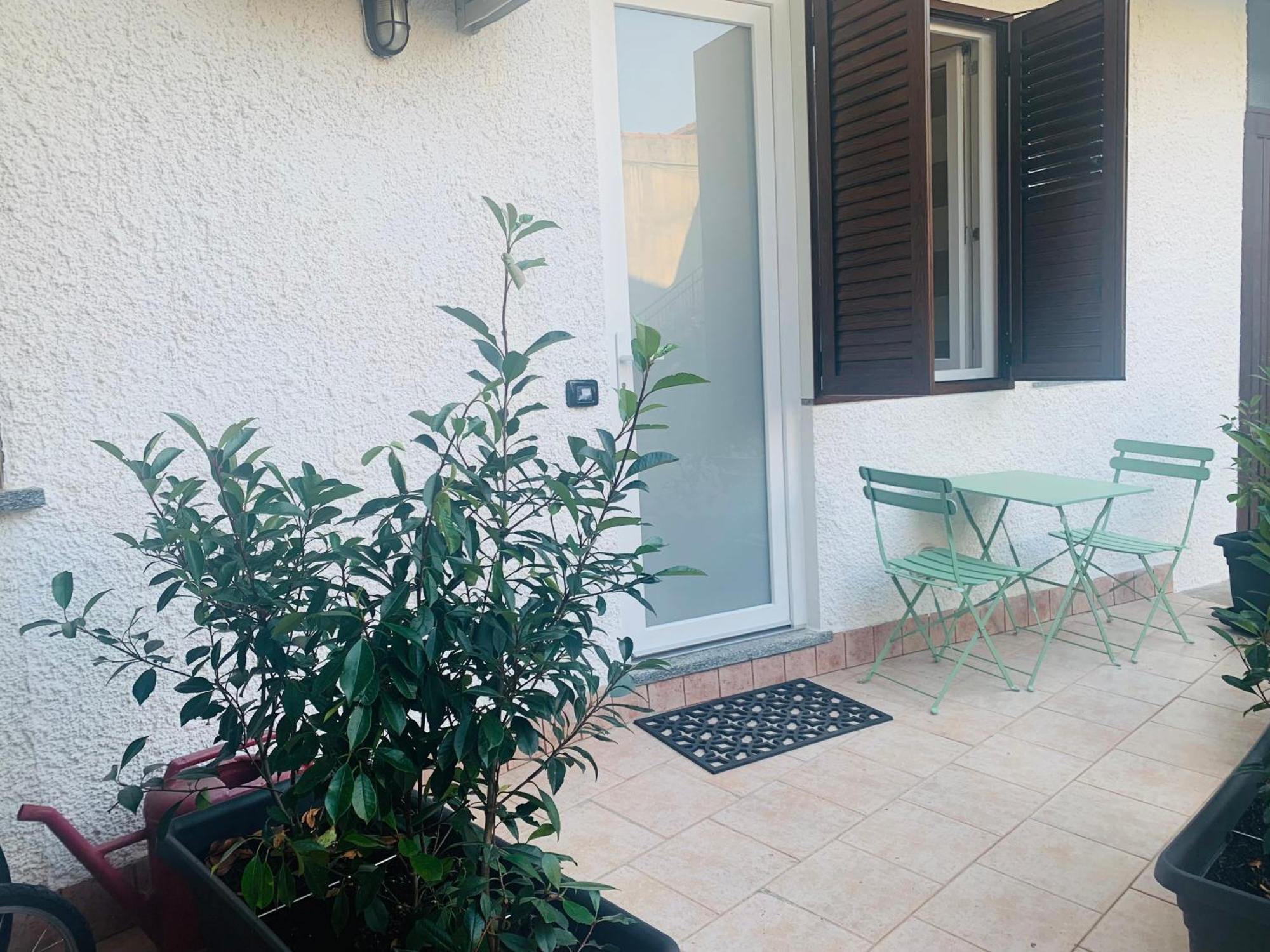 Apartamento Il Cortiletto Somma Lombardo Exterior foto